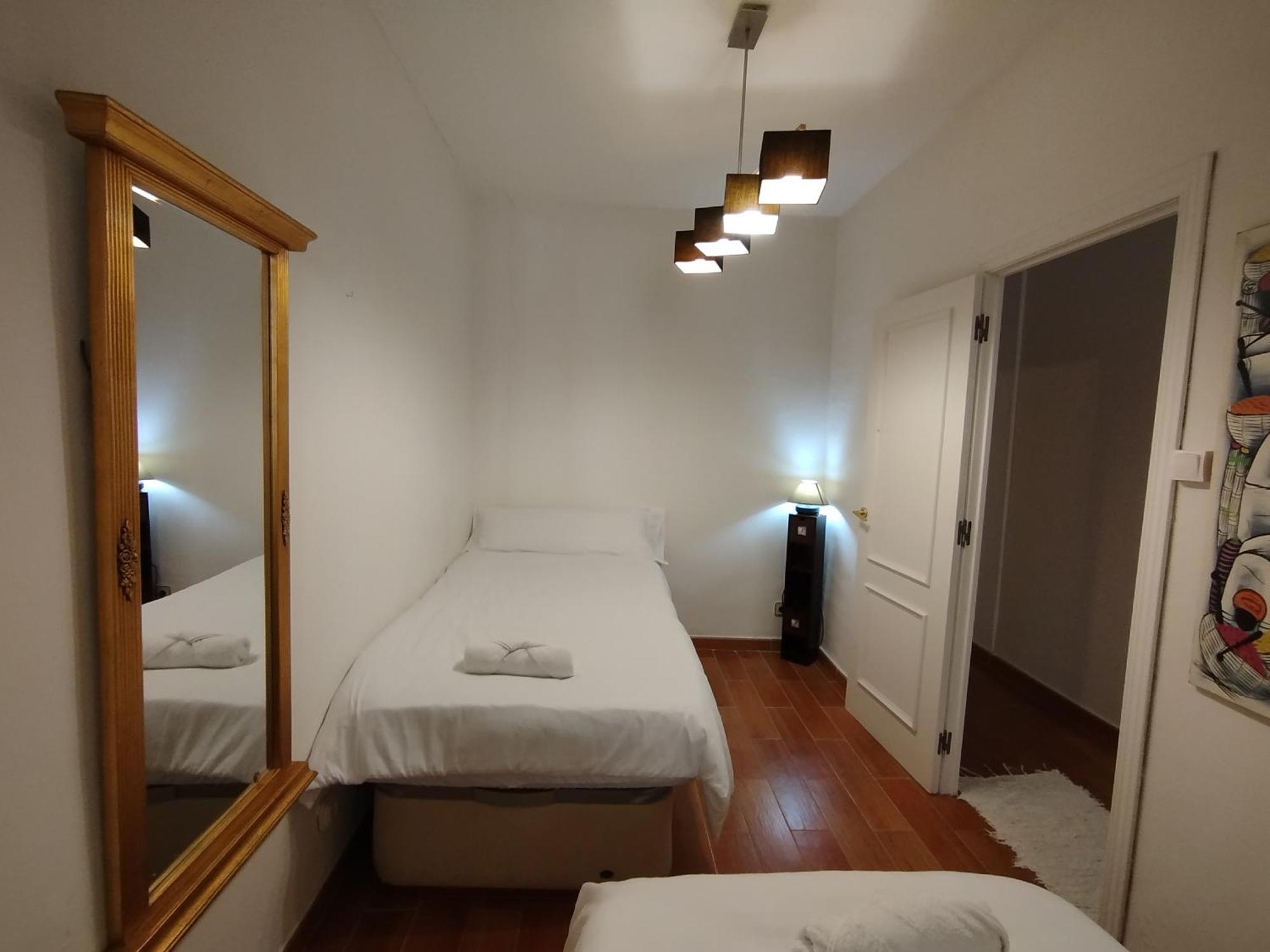 Centrico Y Bonito Cerca De La Playa Apartment Alicante Luaran gambar